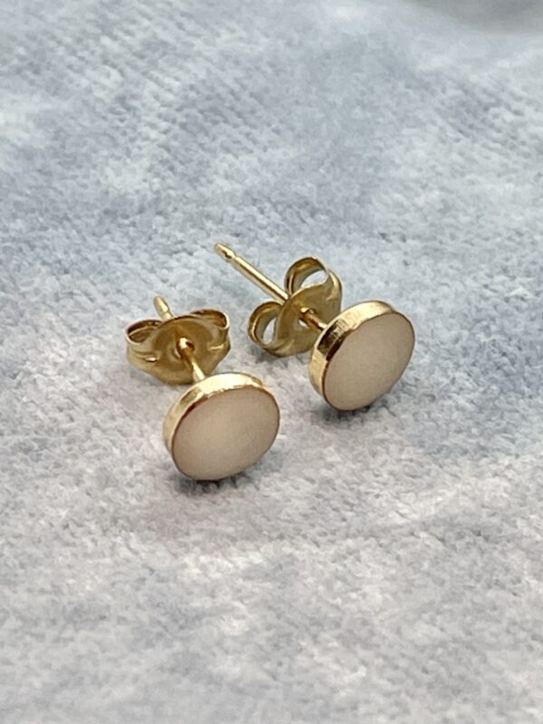 Gouden oorknopjes - Moedermelk sieraden sieraad