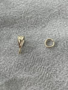 Dit zijn hanger ogen die je aan de bedel kan krijgen. 