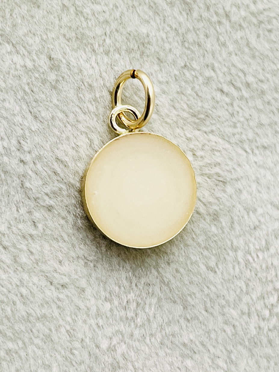 Deze moedermelk hanger goud 10 mm is voor altijd een blijvende herinnering aan je babytijd