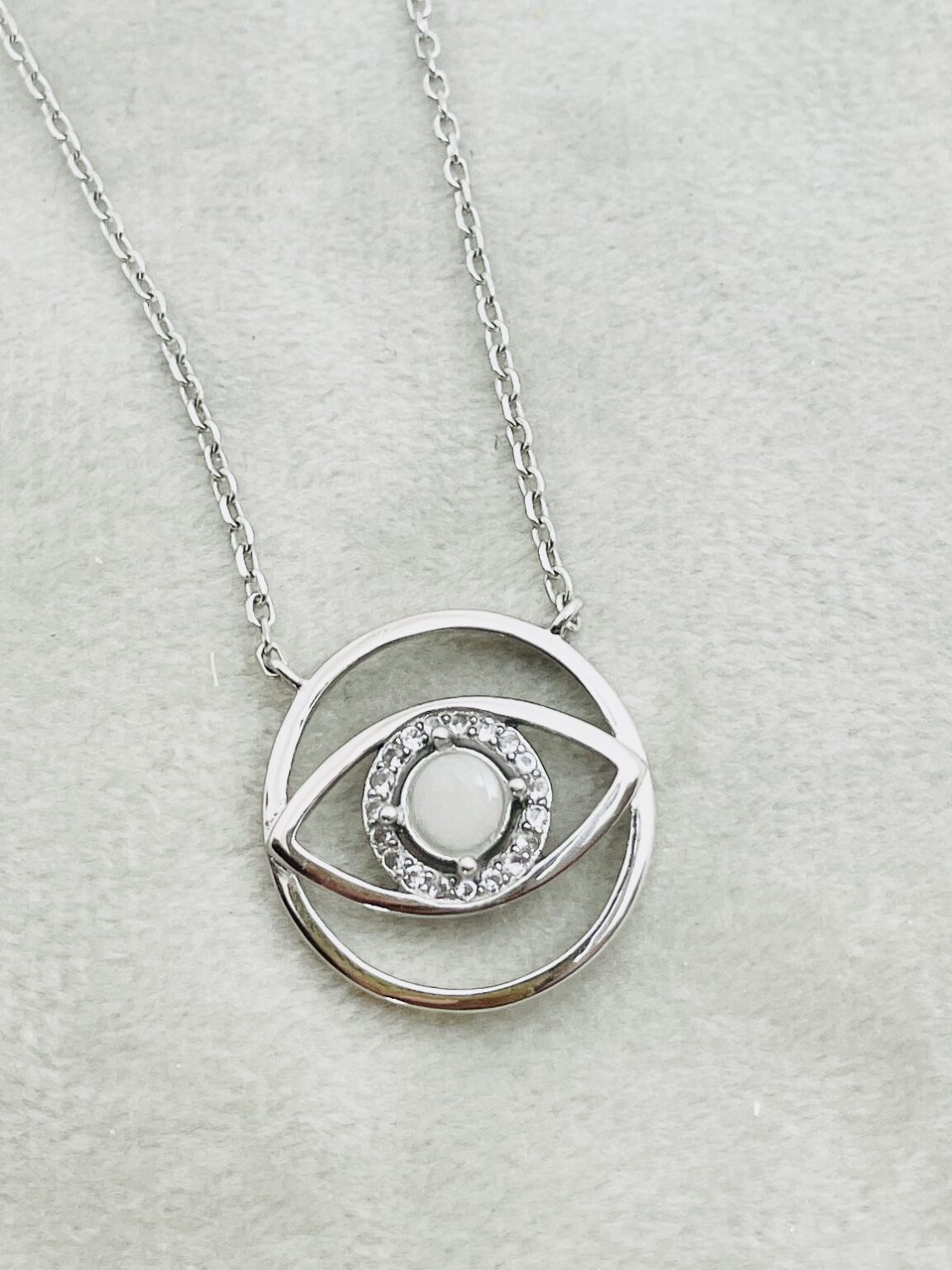 Dit moedermelk sieraad is een mooie moedermelk hanger-oog