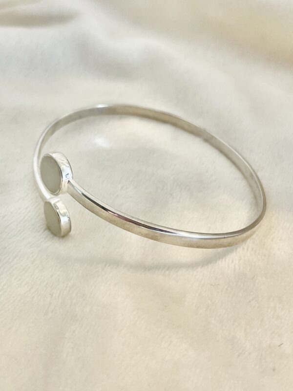 Moedermelk slavenband